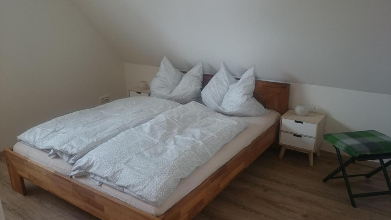 Ferienwohnung Sonnenschein ツィングシュト エクステリア 写真